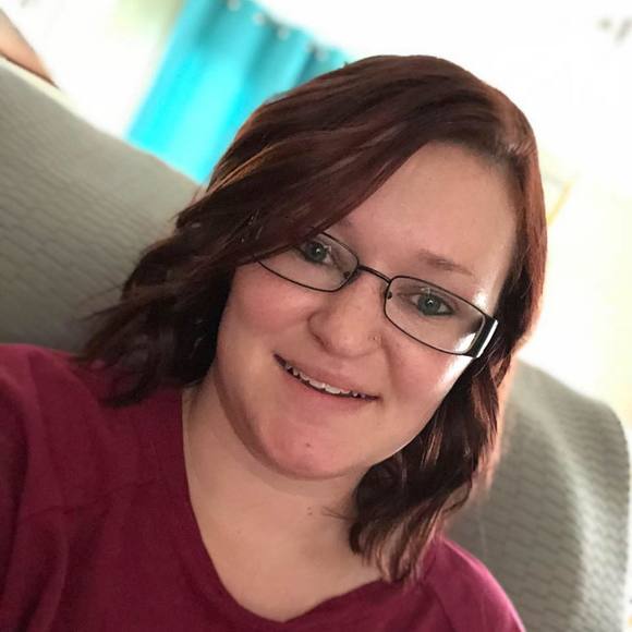 Meet your Posher, Katie - Picture 1 of 1